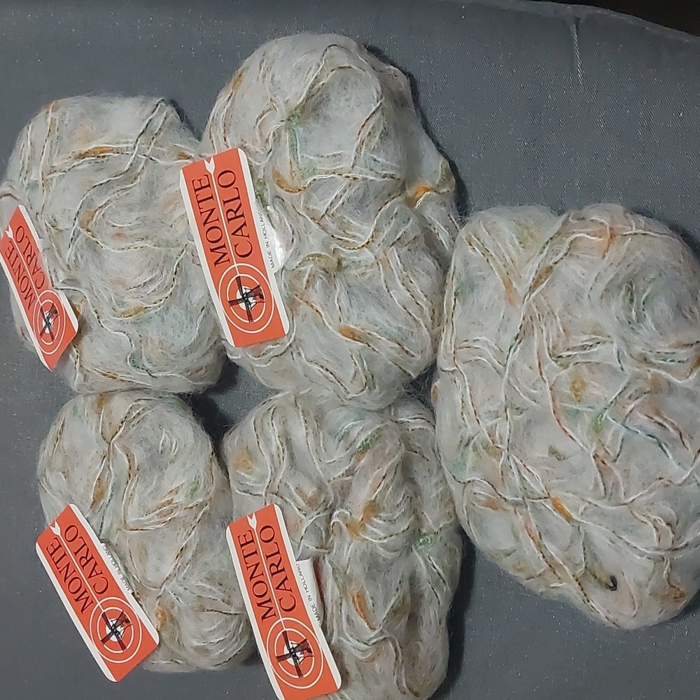 NWT, Sean Sheep, made in Holland, 40%acrylic, 52% wool,  8 %